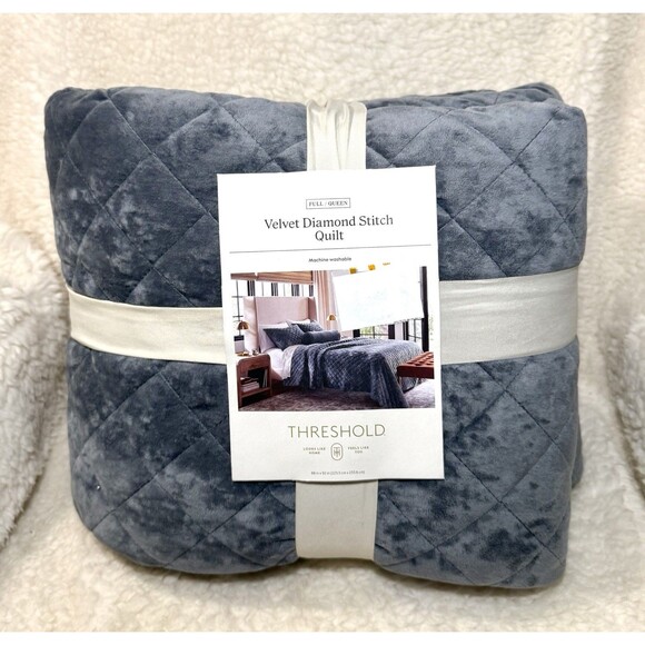 Full/Queen Luxe Diamond Stitch Velvet Quilt Slate Blue - Threshold NEW - Picture 4 of 5